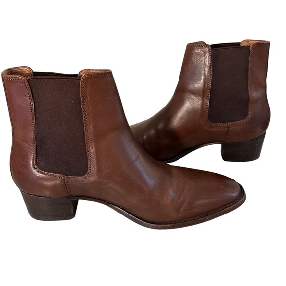 Frye Shoes - FRYE Dara Chelsea Chocolate Brown stretch ankle Sz 8.5